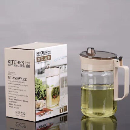 Glass oil jar